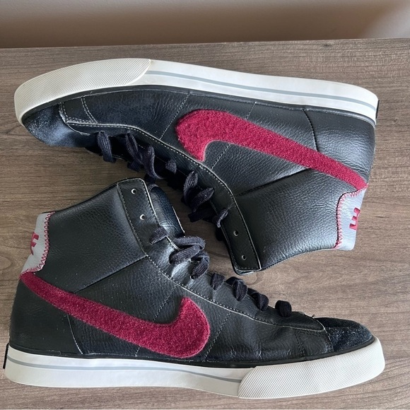 nike sweet classic red